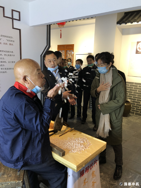 國家促進中小企業(yè)發(fā)展工作專項督查組到我公司督查指導(dǎo)工作